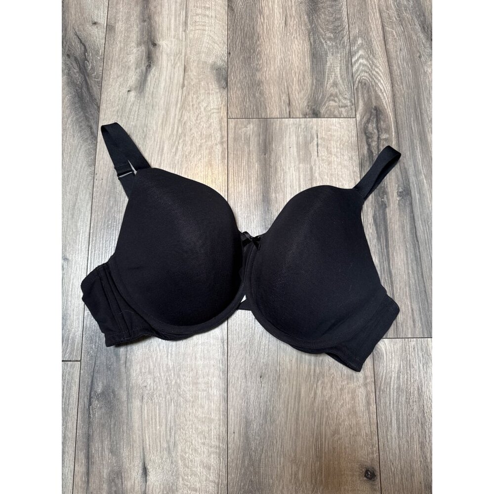 Ambrielle 42D Black Full-Coverage Lightly Lined Bra With Adjustable Straps & Hoo